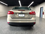 Used 2015 Ford Focus SE image 5