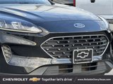 Used 2022 Ford Escape SE w/ SE Sport Appearance Package image 2