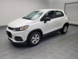 Used 2020 Chevrolet Trax LS image 2
