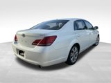 Used 2009 Toyota Avalon XLS image 4