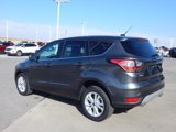Used 2017 Ford Escape SE image 3