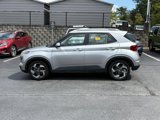 Used 2024 Hyundai Venue SEL image 4