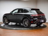 Certified 2025 Porsche Macan image 3