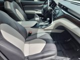 Used 2020 Toyota Camry XLE image 3