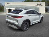 New 2024 INFINITI QX55 Essential image 4