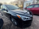 Used 2016 Hyundai Sonata Limited w/ Option Group 05 image 2