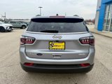 Used 2024 Jeep Compass Latitude image 3