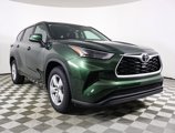 Used 2023 Toyota Highlander L image 3