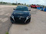 Used 2024 Nissan Altima 2.5 SV image 2