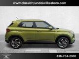 New 2024 Hyundai Venue SEL image 4