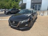 Used 2020 Nissan Altima 2.5 SR w/ Premium Package image 3