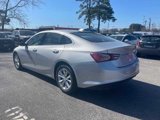 Used 2022 Chevrolet Malibu LT image 3