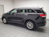 Used 2018 Kia Sorento LX image 3
