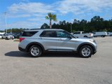 Used 2020 Ford Explorer XLT image 3