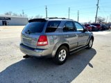 Used 2005 Kia Sorento LX image 3