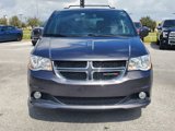 Used 2019 Dodge Grand Caravan SXT image 2