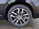 New 2025 Volkswagen Jetta SE image 3