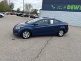Used 2016 Hyundai Elantra SE image 2