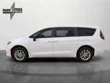 New 2025 Chrysler Pacifica Select image 6