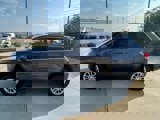 Used 2020 Jeep Grand Cherokee Laredo image 2
