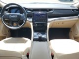 Used 2022 Jeep Grand Cherokee Limited image 6