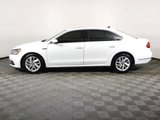Used 2018 Volkswagen Passat 2.0T SE image 2