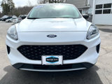 Used 2022 Ford Escape SE image 2