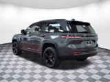 Used 2022 Jeep Grand Cherokee Altitude image 3