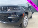 Used 2022 Jeep Grand Cherokee Limited image 3