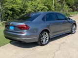 Used 2018 Volkswagen Passat 2.0T R-Line w/ R-Line Lighting Package image 5