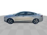 Used 2016 Ford Fusion SE image 5