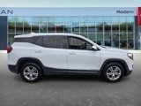 Used 2020 GMC Terrain SLE image 4