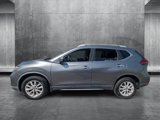Used 2019 Nissan Rogue SV image 2