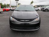 Used 2021 Chrysler Voyager Lxi image 2
