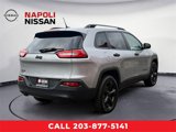 Used 2017 Jeep Cherokee Sport image 3