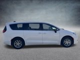 New 2025 Chrysler Voyager LX image 4