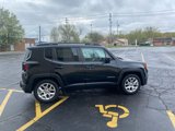 Used 2016 Jeep Renegade Latitude w/ Popular Equipment Group image 6