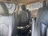 Used 2021 Chrysler Pacifica Touring-L image 2