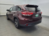 Used 2019 Toyota Highlander LE image 5