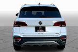 Used 2022 Volkswagen Taos SEL image 4
