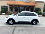 Used 2017 Kia Niro LX image 2