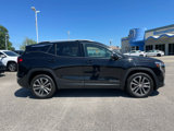Used 2022 GMC Terrain SLT image 3