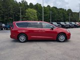 New 2025 Chrysler Pacifica Select image 4