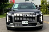 Used 2023 Hyundai Palisade Calligraphy w/ Winter Package image 2