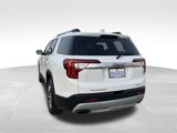 Used 2020 GMC Acadia SLT w/ Driver Alert Package II image 4
