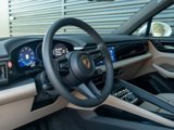 Certified 2025 Porsche Macan Electric image 4