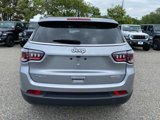 Used 2022 Jeep Compass Latitude image 4