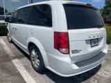 Used 2019 Dodge Grand Caravan SXT image 3