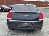 Used 2018 Chrysler 300 Touring L image 4