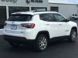 Used 2022 Jeep Compass Latitude image 3